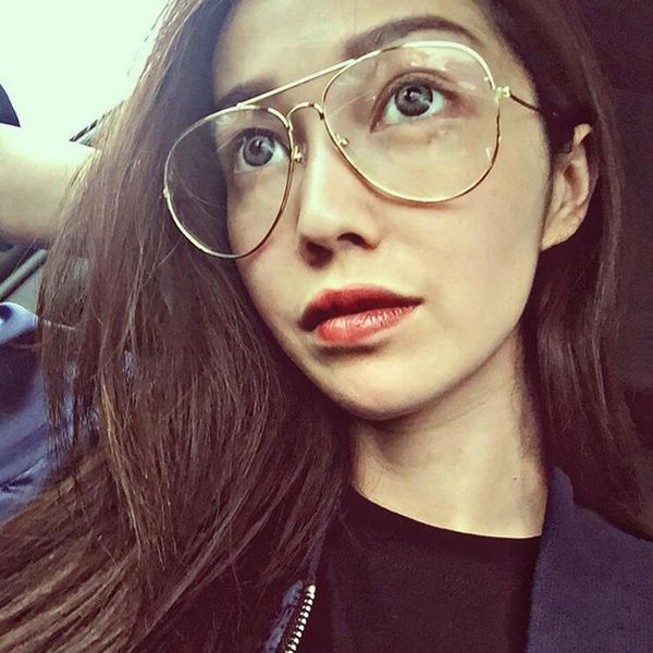 sunglasses retro wild glasses frame men and women flat fashion can be equipped with myopia radiation protection, White;black
sunglasses retro wild glasses frame men and women flat fashion can be equipped with myopia radiation protection, White;black