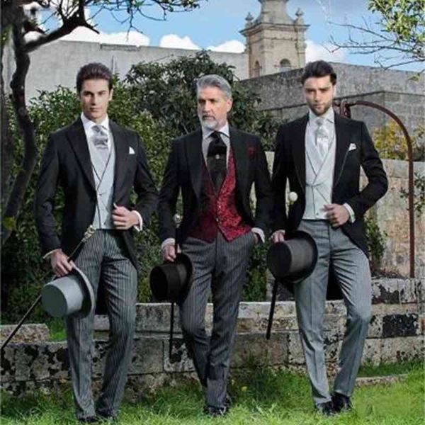 men's suits & blazers arrival royal blue vertical stripe custom tuxedo skinny men 3 pieces blazer terno suit jacket+vest+pants d4qt, White;black
men's suits & blazers arrival royal blue vertical stripe custom tuxedo skinny men 3 pieces blazer terno suit jacket+vest+pants d4qt, White;black