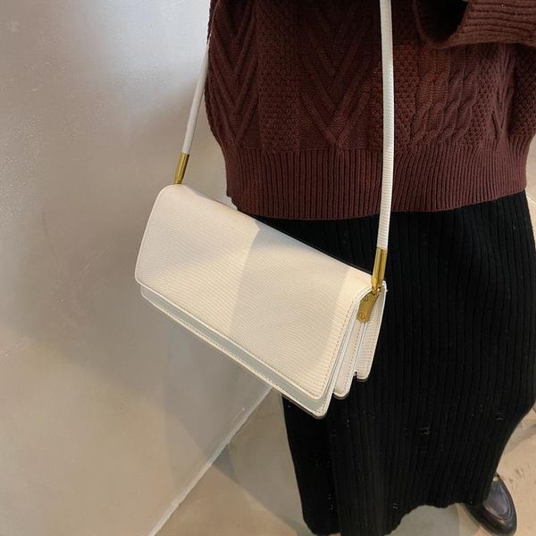 evening bags 2021 autumn fashion ladies luxury casual portable small square bag lizard pattern one-shoulder armpit
evening bags 2021 autumn fashion ladies luxury casual portable small square bag lizard pattern one-shoulder armpit
