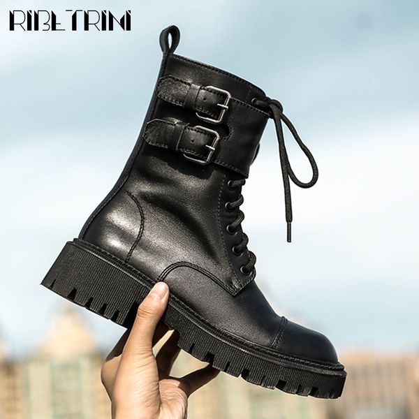 boots fashion brand low heel shoes genuine leather round toe buckle motocycle women lace boots, Black
boots fashion brand low heel shoes genuine leather round toe buckle motocycle women lace boots, Black