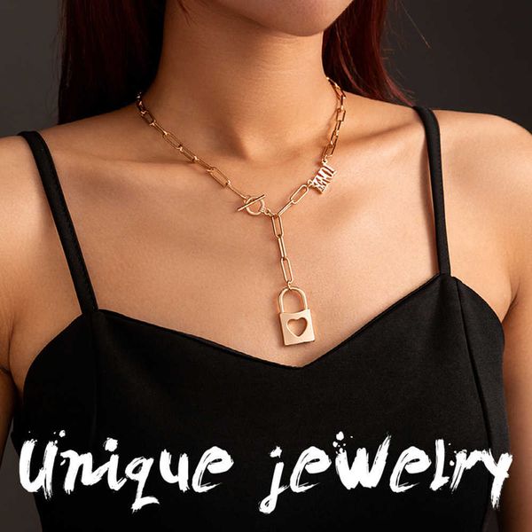 fashion accessories gothic love neck chain lock hollow out pendant lattice necklace female, Silver
fashion accessories gothic love neck chain lock hollow out pendant lattice necklace female, Silver
