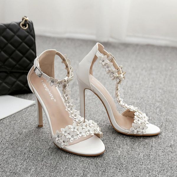 dress shoes 2021 summer women luxury designers floral crystal elegant party ladies white sandals, Black
dress shoes 2021 summer women luxury designers floral crystal elegant party ladies white sandals, Black