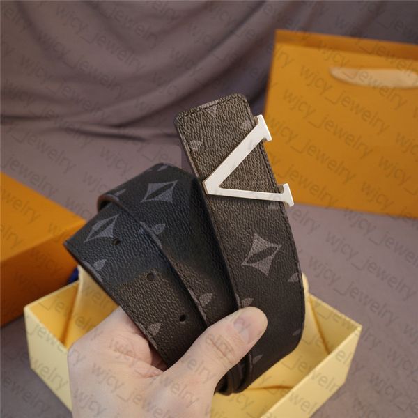 belts mens woman belts classic smooth buckle genuine leather belt highly quality come with gift box and handbag t2302033, Black;brown
belts mens woman belts classic smooth buckle genuine leather belt highly quality come with gift box and handbag t2302033, Black;brown
