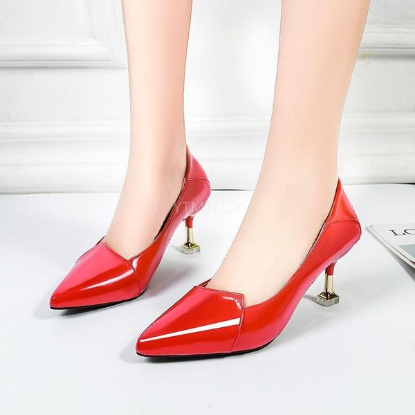 brand women pumps high heels black red patent leather pointed toe shoes wedding party plus big size 34-41 zapatilla mujer dress
brand women pumps high heels black red patent leather pointed toe shoes wedding party plus big size 34-41 zapatilla mujer dress