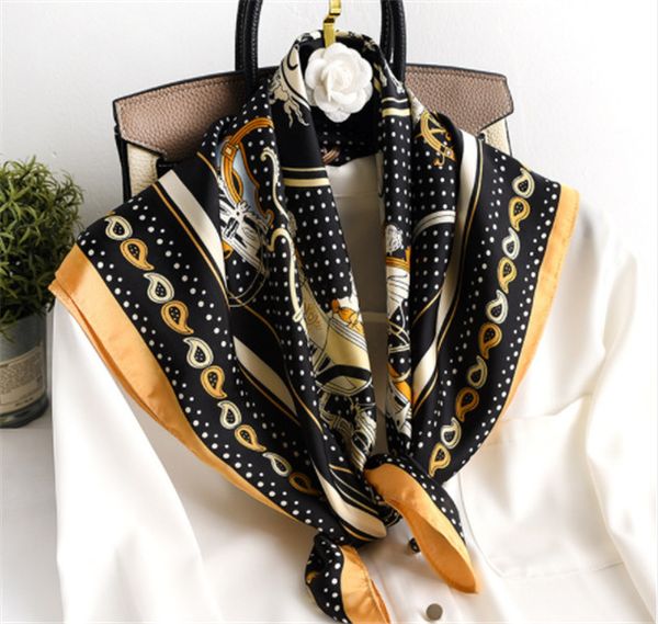 2020 new silk scarf sunscreen fashion thin small square scarf summer decorative wave point scarf retro shawl, Blue;gray
2020 new silk scarf sunscreen fashion thin small square scarf summer decorative wave point scarf retro shawl, Blue;gray
