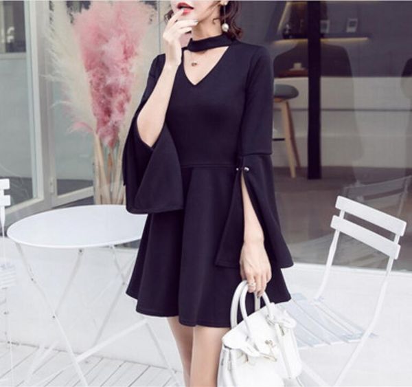 casual dresses fashion lady black dress small fragrance split fork sleeve v-neck mini a word solid color thin exquisite elegant office big h, Black;gray
casual dresses fashion lady black dress small fragrance split fork sleeve v-neck mini a word solid color thin exquisite elegant office big h, Black;gray