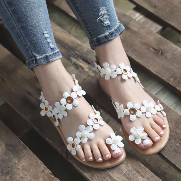 bohemia style women sandals flower decoration flats slip on shoes outside summer ladies, Black
bohemia style women sandals flower decoration flats slip on shoes outside summer ladies, Black
