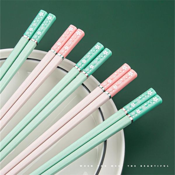 chopsticks 5 pairs alloy healthy chinese high temperature resistance non-slip design kitchen japanese style
chopsticks 5 pairs alloy healthy chinese high temperature resistance non-slip design kitchen japanese style