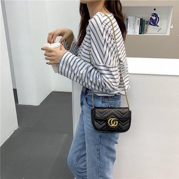 luxury trendy bags 2021 s women's new fashion lingge black chain bag ins net red messenger mini bag
luxury trendy bags 2021 s women's new fashion lingge black chain bag ins net red messenger mini bag