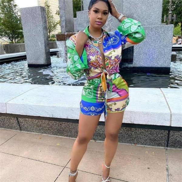 women's tracksuits 2021 long-sleeved shirt lapel fashion casual printing temperament commuter shorts two-piece suit, Gray
women's tracksuits 2021 long-sleeved shirt lapel fashion casual printing temperament commuter shorts two-piece suit, Gray