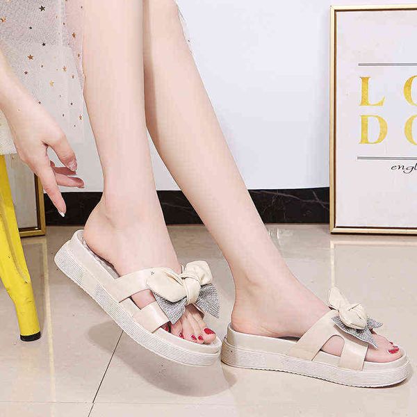 2022 new fashion satins silk bow peep toe home slippers women sandals korea slip on shoes women bedroom slippers flip flops y220221, Black
2022 new fashion satins silk bow peep toe home slippers women sandals korea slip on shoes women bedroom slippers flip flops y220221, Black