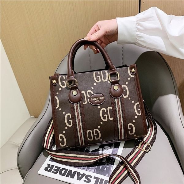 factory store shop korean fashion contrast color pattern tote bag large capacity texture trend one shoulder portable women's ykh0
factory store shop korean fashion contrast color pattern tote bag large capacity texture trend one shoulder portable women's ykh0