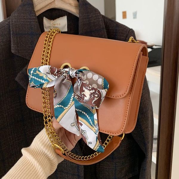 trendy fashion ladies all-match messenger bag high-end western style chain small square female cross body
trendy fashion ladies all-match messenger bag high-end western style chain small square female cross body