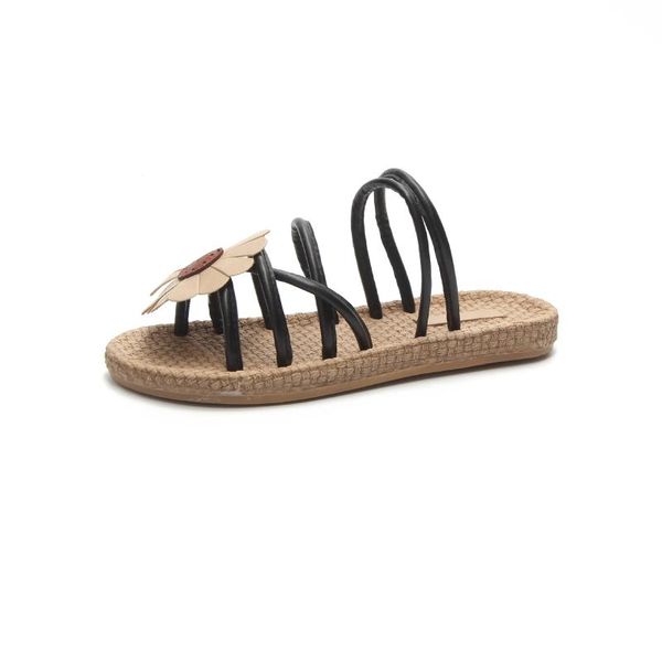 slippers 2021 spring and summer women's vacation style boho flowers woven flat sandals women roman shoes, Black
slippers 2021 spring and summer women's vacation style boho flowers woven flat sandals women roman shoes, Black
