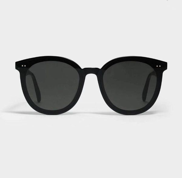 solo sunglasses fashion women round frame sun glasses men gentle monster luxury package, White;black
solo sunglasses fashion women round frame sun glasses men gentle monster luxury package, White;black