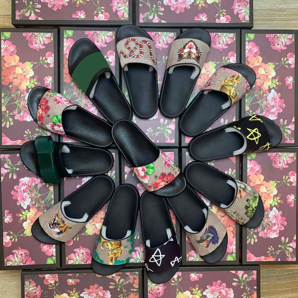 2021 classic slides summer beach indoor flat sandals men slippers house flip flops womens slipper spike sandal with box large size 35-45, Black
2021 classic slides summer beach indoor flat sandals men slippers house flip flops womens slipper spike sandal with box large size 35-45, Black