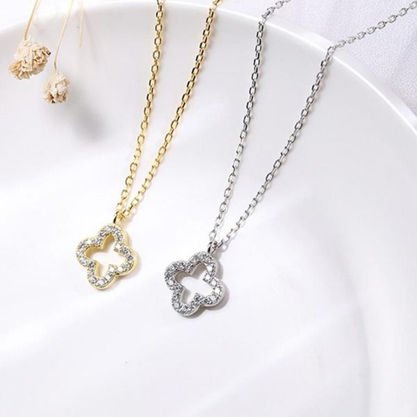 pendant necklaces necklace hollow non-allergic silver plated women stylish neck chain for daily life
pendant necklaces necklace hollow non-allergic silver plated women stylish neck chain for daily life