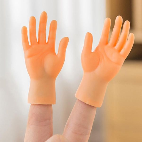 cat toys 100% brand and features: cute little hands, made of material, soft flexible. it's very nice to tease
cat toys 100% brand and features: cute little hands, made of material, soft flexible. it's very nice to tease