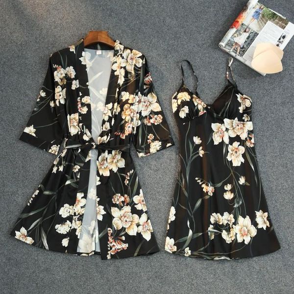 female print black 2pcs robe sets v-neck sling nightgown nightdress loose kimono bath lingerie home dress bathrobe gown women's sleepwe, Black;red
female print black 2pcs robe sets v-neck sling nightgown nightdress loose kimono bath lingerie home dress bathrobe gown women's sleepwe, Black;red