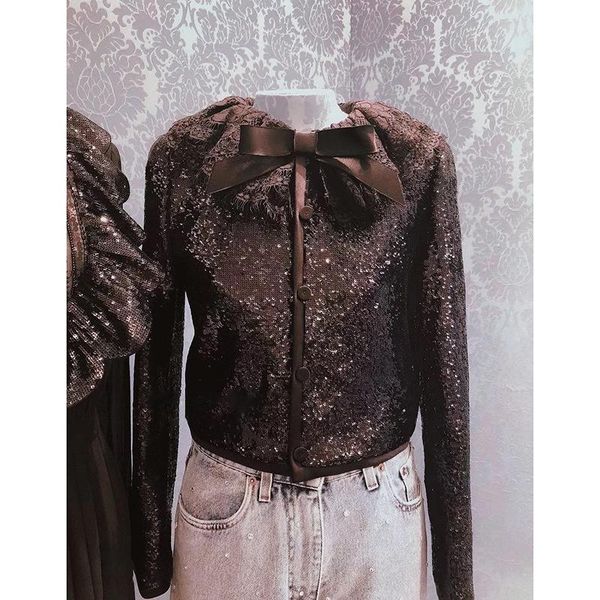 runway elegant sweet coat blouse clothes 2021 sequined bow lace doll collar winter black sequin shirt women's blouses & shi, White
runway elegant sweet coat blouse clothes 2021 sequined bow lace doll collar winter black sequin shirt women's blouses & shi, White