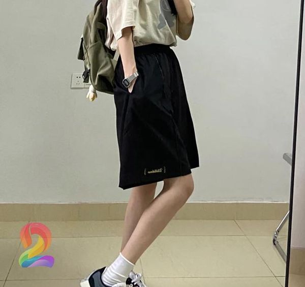men's shorts we11done men women embroidered label loose casual suit pants oversize welldone street fashion, White;black
men's shorts we11done men women embroidered label loose casual suit pants oversize welldone street fashion, White;black