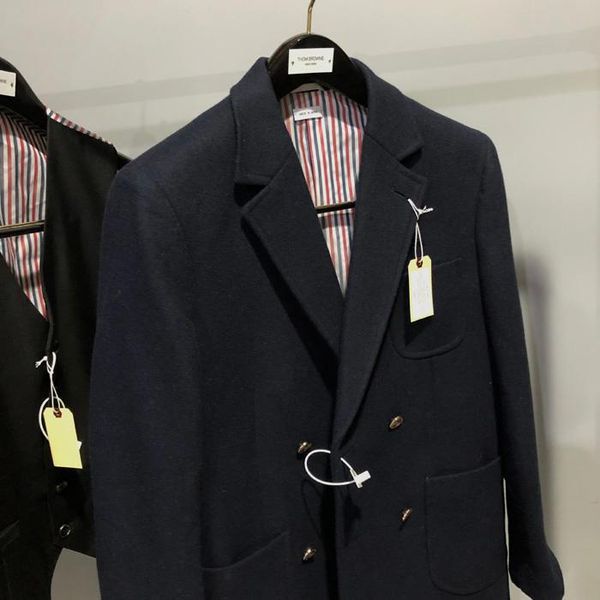 men's wool & blends 2021 fashion brand windbreaker men casual coat long winter woolen thick double breasted jacket clothing, Black
men's wool & blends 2021 fashion brand windbreaker men casual coat long winter woolen thick double breasted jacket clothing, Black