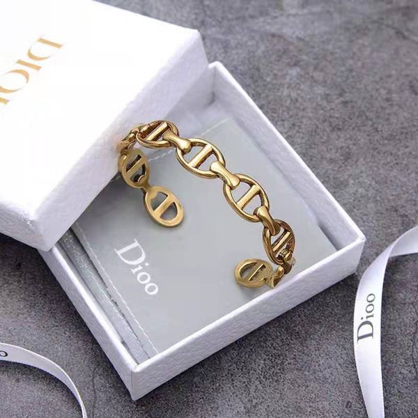 d family / di family new style letter bracelet temperament fashion women's bracelet brass material, Black
d family / di family new style letter bracelet temperament fashion women's bracelet brass material, Black
