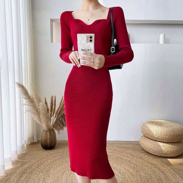 buttock wrapped knitted dress for women in autumn and winter with slim temperament gentle wind long over knee sweater bottomed skirt, Black;gray
buttock wrapped knitted dress for women in autumn and winter with slim temperament gentle wind long over knee sweater bottomed skirt, Black;gray
