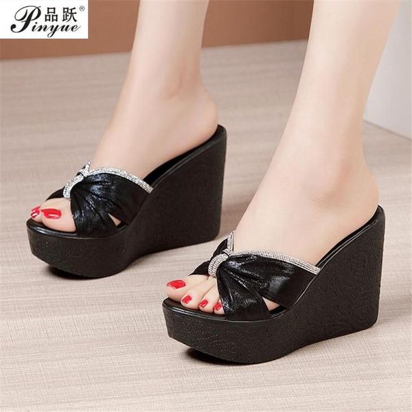 slippers big size 34-43 high heels shoes summer wedding 2021 rhinestone open head platform wedges slides, Black
slippers big size 34-43 high heels shoes summer wedding 2021 rhinestone open head platform wedges slides, Black