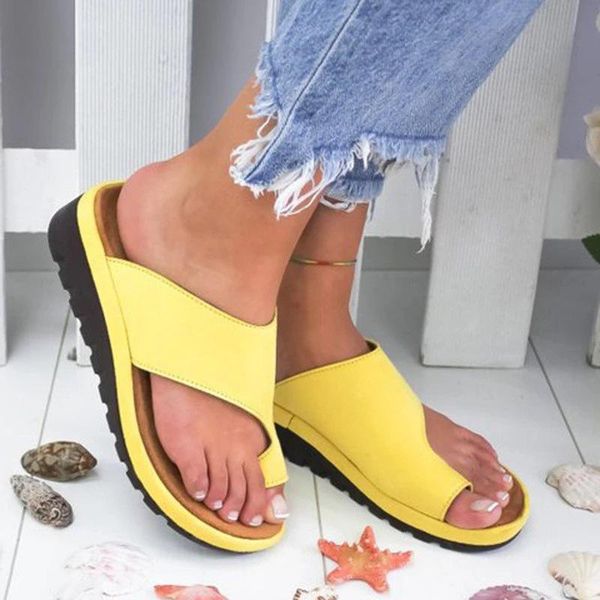 slippers large size sandals and female 2021 explosion models summer wedge with toe ladies beach, Black
slippers large size sandals and female 2021 explosion models summer wedge with toe ladies beach, Black