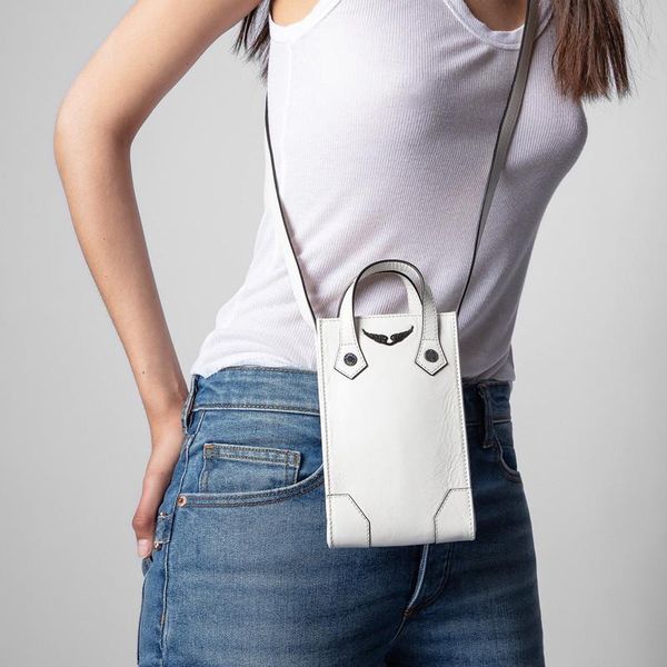 waist bags women's wings decoration mini totes portable leather mobile phone bag fashion lady one-shoulder with belt shopping
waist bags women's wings decoration mini totes portable leather mobile phone bag fashion lady one-shoulder with belt shopping