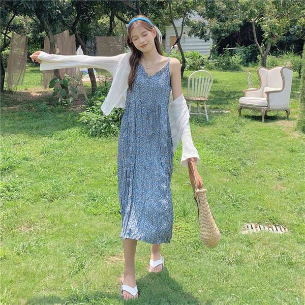 summer chiffon lolita vintage floral pattern sleeveless spaghetti strap v-neck simple women dresses 210522, Black;gray
summer chiffon lolita vintage floral pattern sleeveless spaghetti strap v-neck simple women dresses 210522, Black;gray