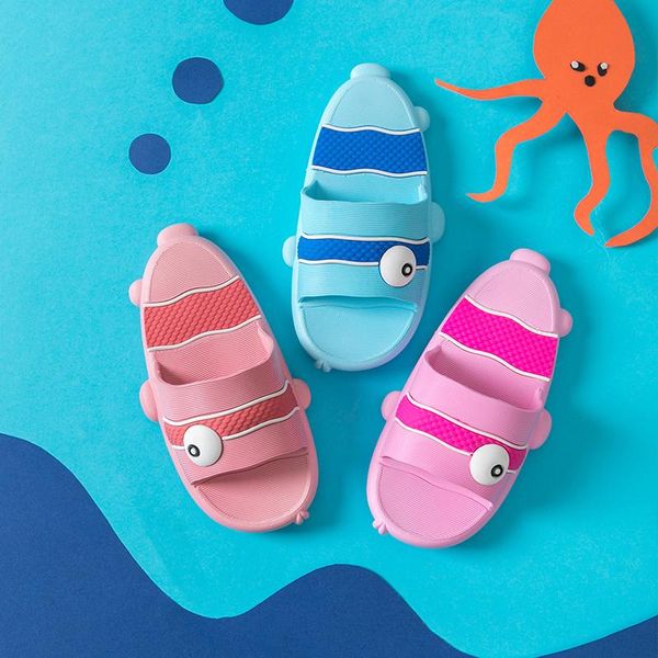 slipper 2021 baby slippers summer barefoot bathroom animal cute flip flops children' home boys girls water shoes, Black;grey
slipper 2021 baby slippers summer barefoot bathroom animal cute flip flops children' home boys girls water shoes, Black;grey