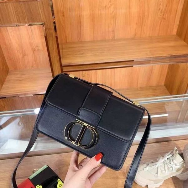 bag women's versatile fashion leather mengtian small square bag retro one shoulder messenger bag women luxurys designers ysj
bag women's versatile fashion leather mengtian small square bag retro one shoulder messenger bag women luxurys designers ysj