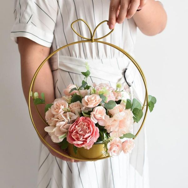 flower decorative rack bouquet containers nordic iron frame stand vase home decoration wedding party ornaments holder other decor
flower decorative rack bouquet containers nordic iron frame stand vase home decoration wedding party ornaments holder other decor