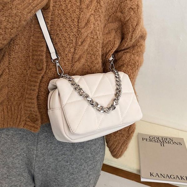fashion oxford cloth messenger bags luxury women designer chain tote bag white crossbody handbag lady small quilted shoulder
fashion oxford cloth messenger bags luxury women designer chain tote bag white crossbody handbag lady small quilted shoulder