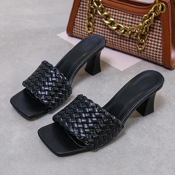 slippers women's in summer 2021 fashion high-heeled shoes weaving elements retro rome open toe sandals 43 yards, Black
slippers women's in summer 2021 fashion high-heeled shoes weaving elements retro rome open toe sandals 43 yards, Black