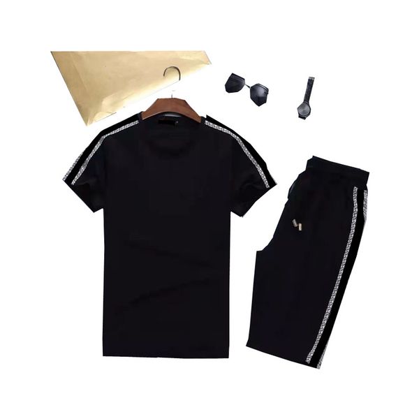 men's tracksuits designer summer clothing cotton t-shirt short sleeve shorts set round neck loose trend letter two-piece sports, Gray
men's tracksuits designer summer clothing cotton t-shirt short sleeve shorts set round neck loose trend letter two-piece sports, Gray