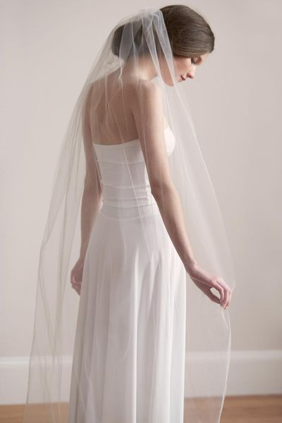 bridal veils 1 layers chapel length with comb ivory/white veil for cut edge tulle wedding, Black
bridal veils 1 layers chapel length with comb ivory/white veil for cut edge tulle wedding, Black