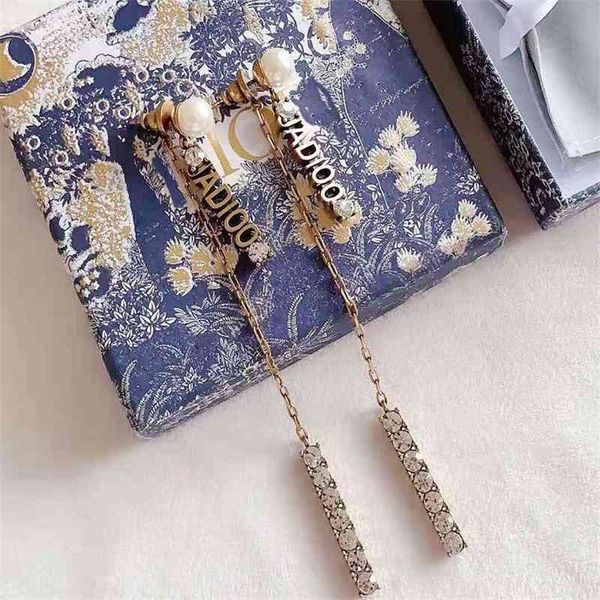 designer jewelry brass letter long pearl rhinestone fashion earrings s925 silver needle earrings for women wltj
designer jewelry brass letter long pearl rhinestone fashion earrings s925 silver needle earrings for women wltj