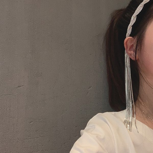 autumn and winter fashion velvet flash drill tassel hairband exaggerated personality design sense hair accessories temperament headdress, Golden;silver
autumn and winter fashion velvet flash drill tassel hairband exaggerated personality design sense hair accessories temperament headdress, Golden;silver