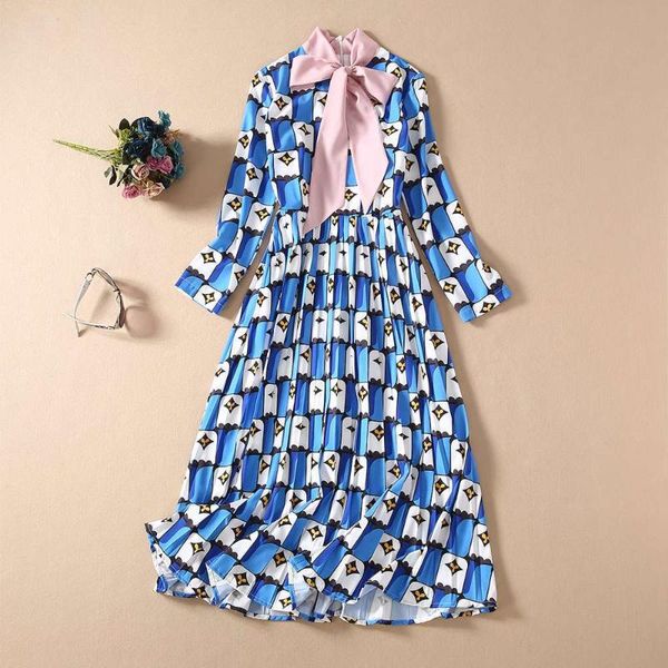 casual dresses european and american women's for spring 2021 long sleeve bowknot receives printed fashionable pleated dress, Black;gray
casual dresses european and american women's for spring 2021 long sleeve bowknot receives printed fashionable pleated dress, Black;gray