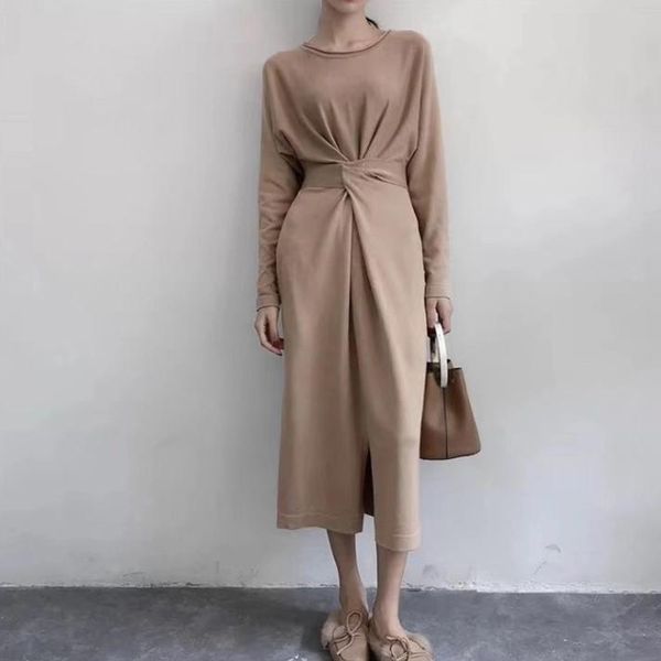 casual dresses autumn knitted o-neck long sleeve women dress twist knot split bandage maxi female 2021 spring vestidos woman da136, Black;gray
casual dresses autumn knitted o-neck long sleeve women dress twist knot split bandage maxi female 2021 spring vestidos woman da136, Black;gray
