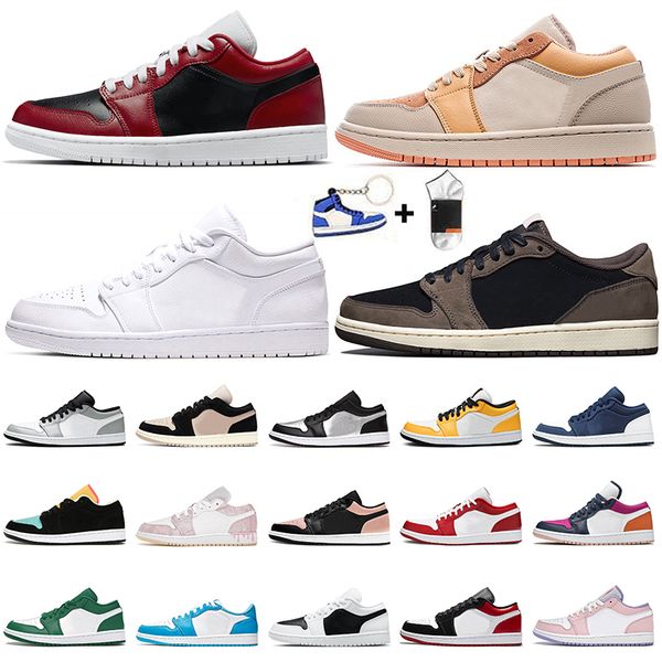 2021 jumpman 1 1s low travis mens womens basketball shoes metallic silver unc court purple bred royal toe white off smoke grey sports sneake, White;red
2021 jumpman 1 1s low travis mens womens basketball shoes metallic silver unc court purple bred royal toe white off smoke grey sports sneake, White;red