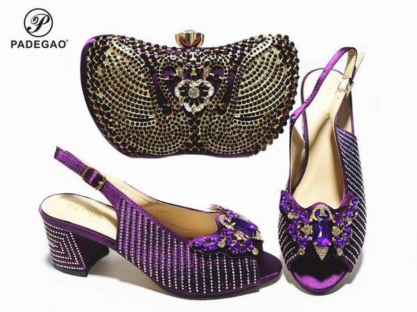 dress shoes 2021 coming office lady italian designer and bag set to match with shinning crystal for wedding party, Black
dress shoes 2021 coming office lady italian designer and bag set to match with shinning crystal for wedding party, Black