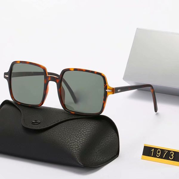 womens mens sunglasses sun eyeware with design leather case and retail packages, White;black
womens mens sunglasses sun eyeware with design leather case and retail packages, White;black