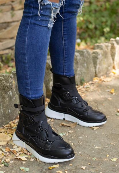 boots sultan braya leather boots, black color low heel sport comfort casual classic fancy booties, shoes for women 2021
boots sultan braya leather boots, black color low heel sport comfort casual classic fancy booties, shoes for women 2021