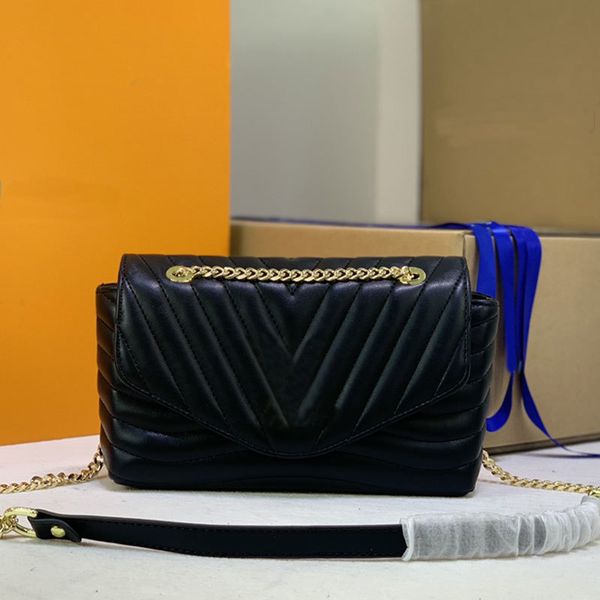 ladies gold chain messenger bag classic shoulder crossbody handbag high qulity flap wallet soft embroidery shape
ladies gold chain messenger bag classic shoulder crossbody handbag high qulity flap wallet soft embroidery shape