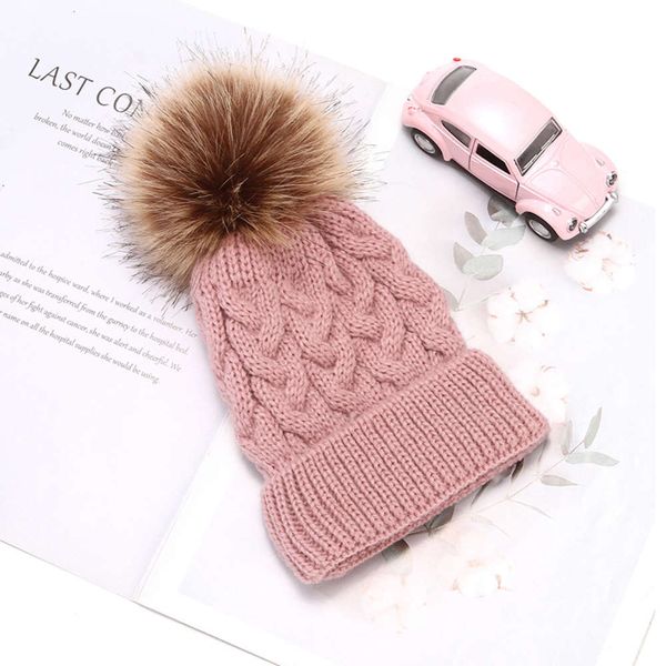 hat knitted wool female autumn and parent-child warm lovely children's ball pullover, Blue;gray
hat knitted wool female autumn and parent-child warm lovely children's ball pullover, Blue;gray