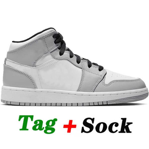 o hack new jumpman 1 1s basketball shoes mens womens lucky green mid chicago toe obsidian unc patent sport trainers sneakersvf1o
o hack new jumpman 1 1s basketball shoes mens womens lucky green mid chicago toe obsidian unc patent sport trainers sneakersvf1o